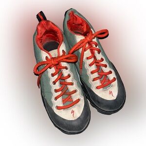Specialized Rockhopper bicycle shoes